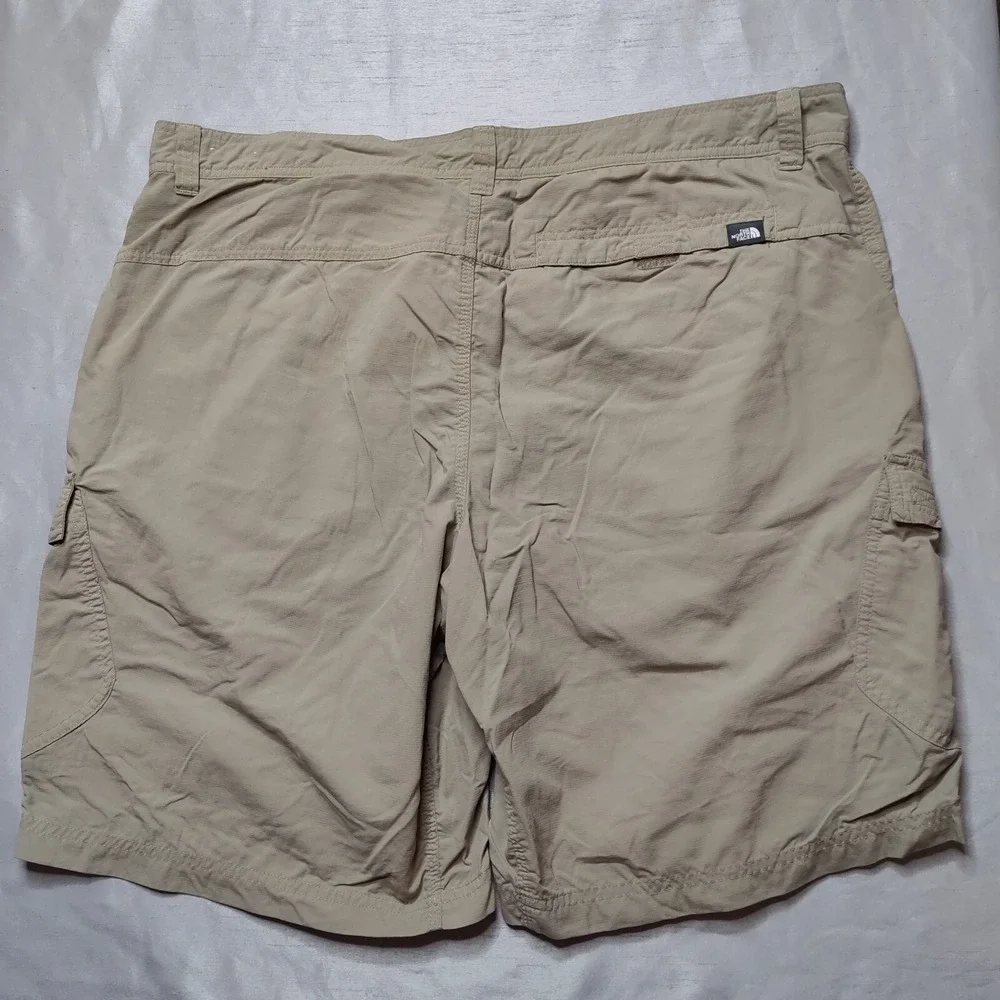 NORTH‎ FACE Men Size 40 Khaki Nylon Hiking 9
